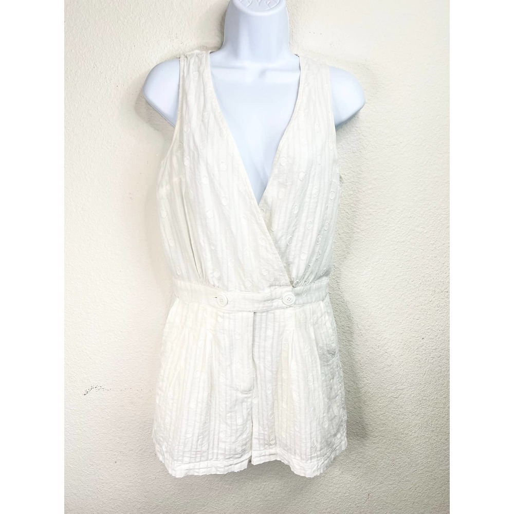Modcloth Easy Go White Romper Women's Small Sleeveless Cotton Faux Wrap Shorts
